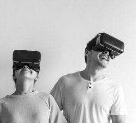 חוית מציאות מדומה VR